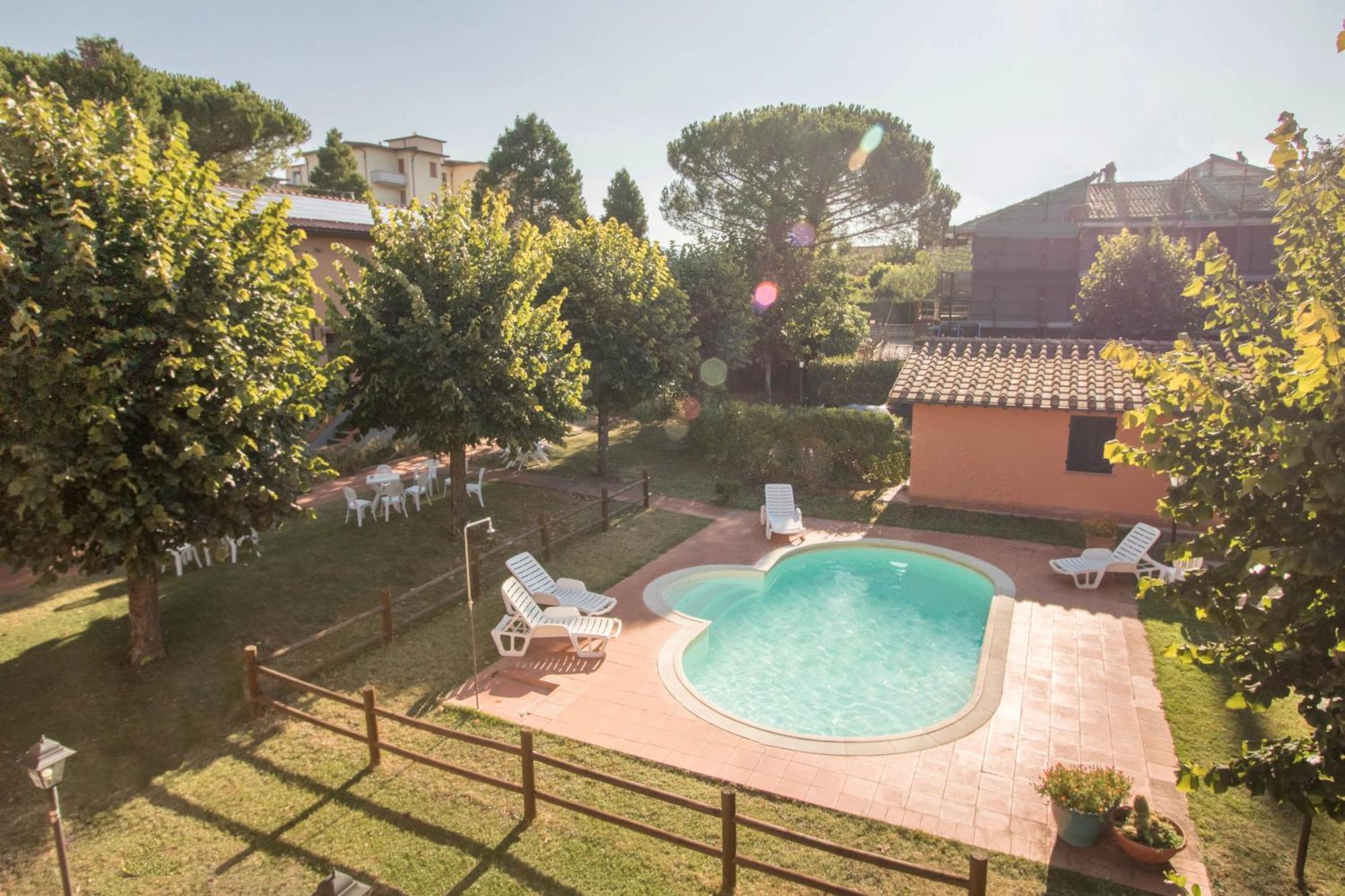 Residence Mugello Resort スカルペリーア エクステリア 写真